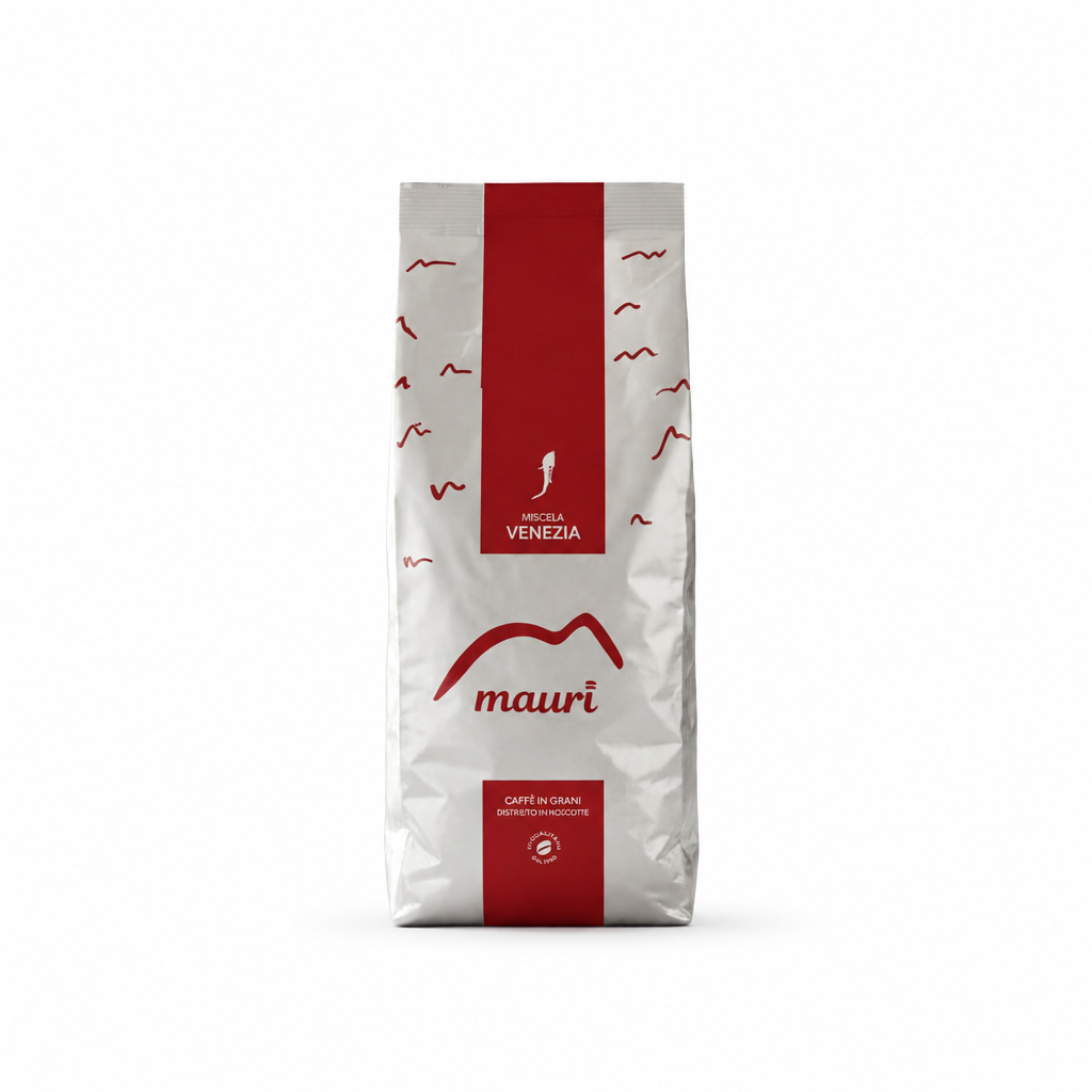 Caffè Mauri da 1 kg su sfondo bianco